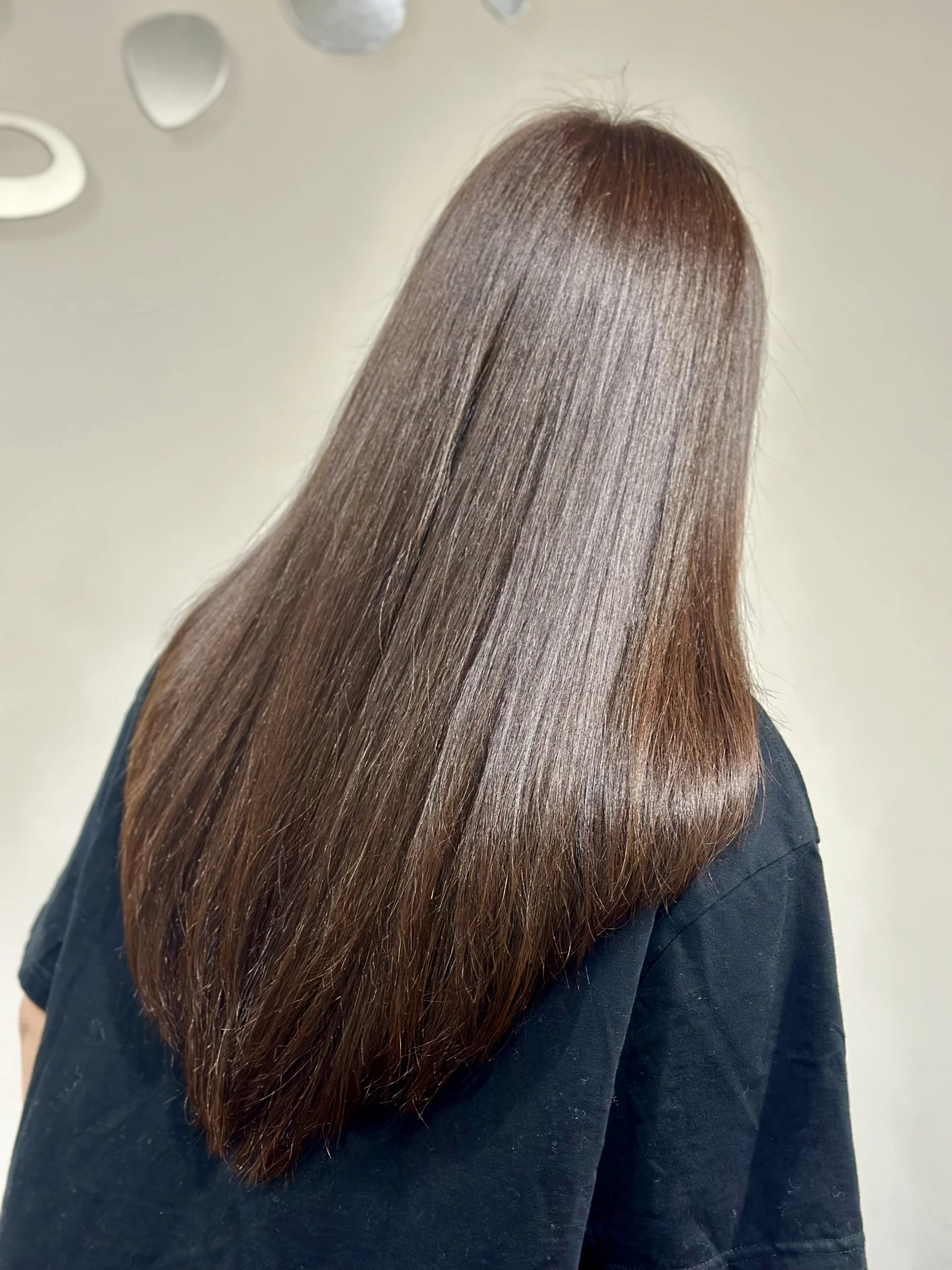 Silky chocolate glossy long straight