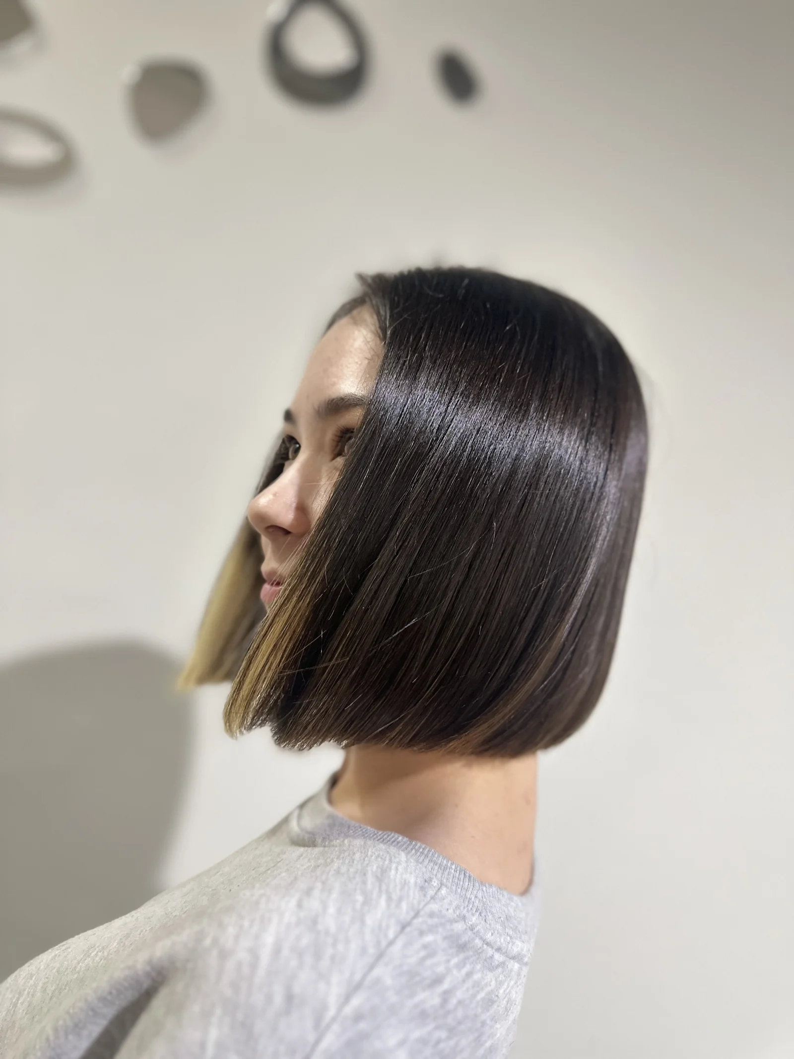 Dark bob with honey blonde tips