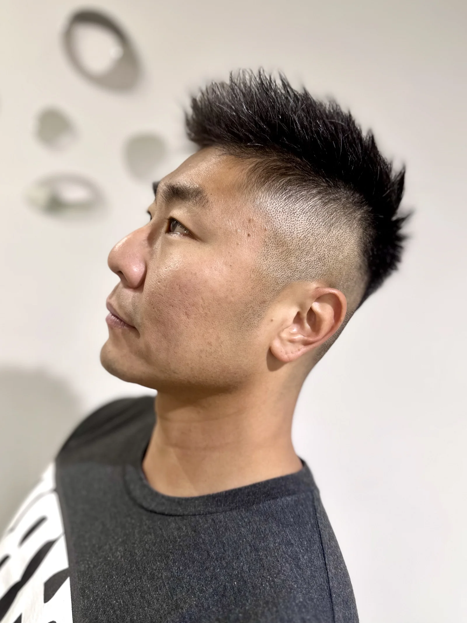 Men's mohawk fohawk undercut fade