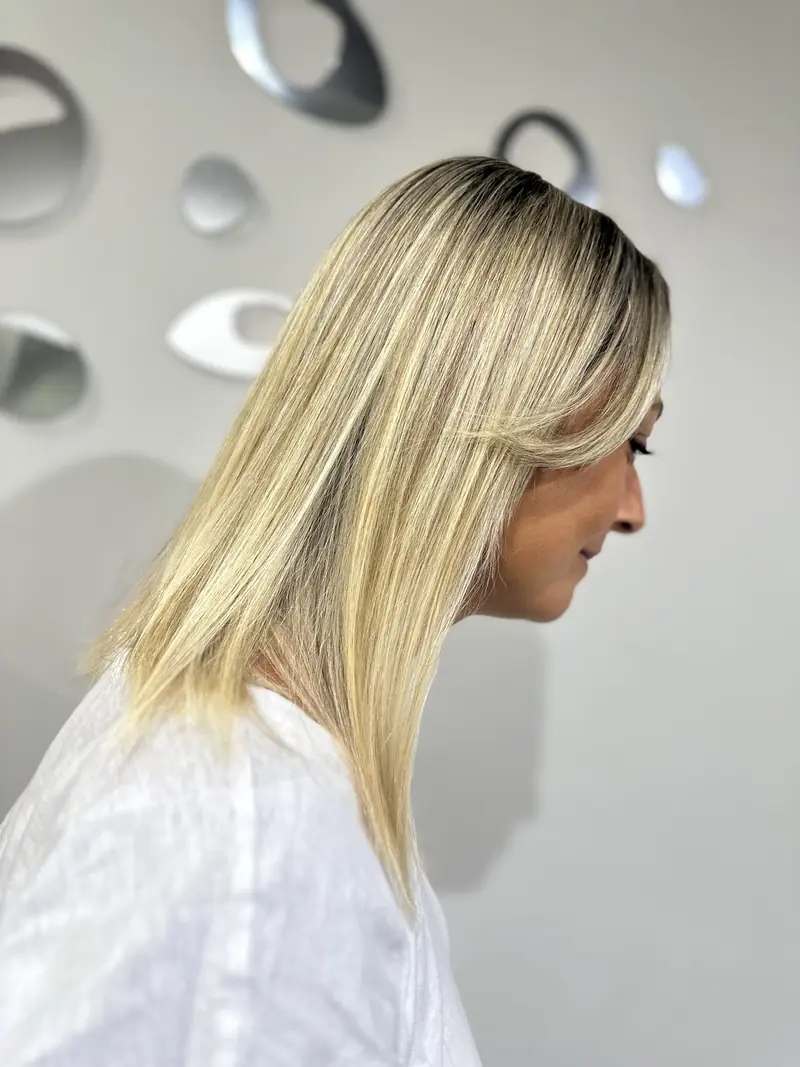 Bright blonde highlighted straight lob